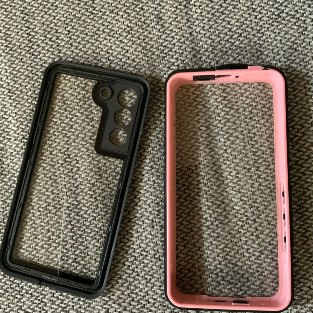 Samsung Galaxy S22 Phone Case   This is an otter box style.  Phone case only